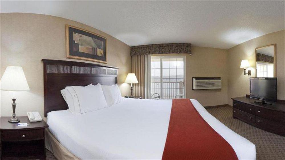 Holiday Inn Express Le Claire Riverfront-Davenport By Ihg Esterno foto