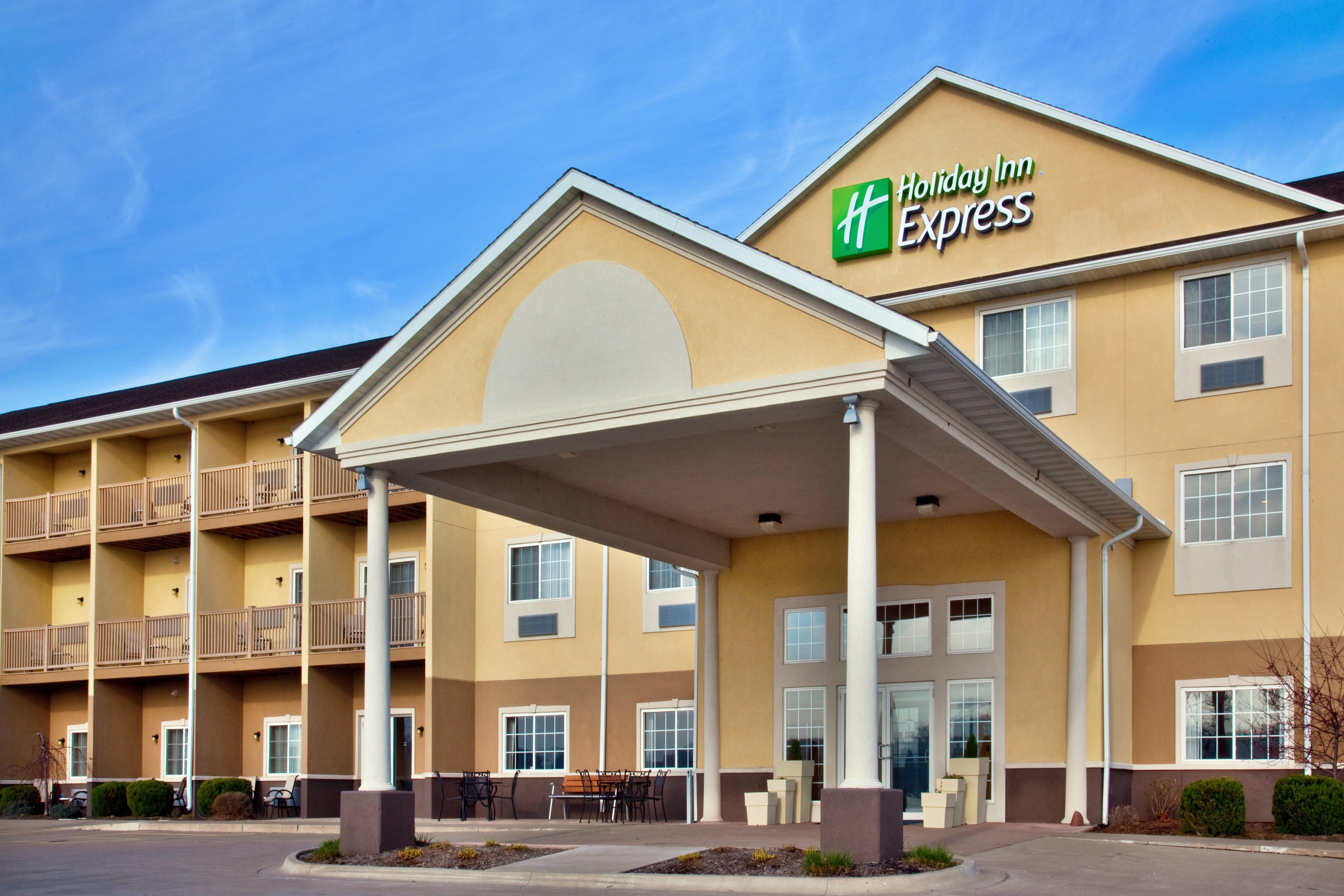 Holiday Inn Express Le Claire Riverfront-Davenport By Ihg Esterno foto