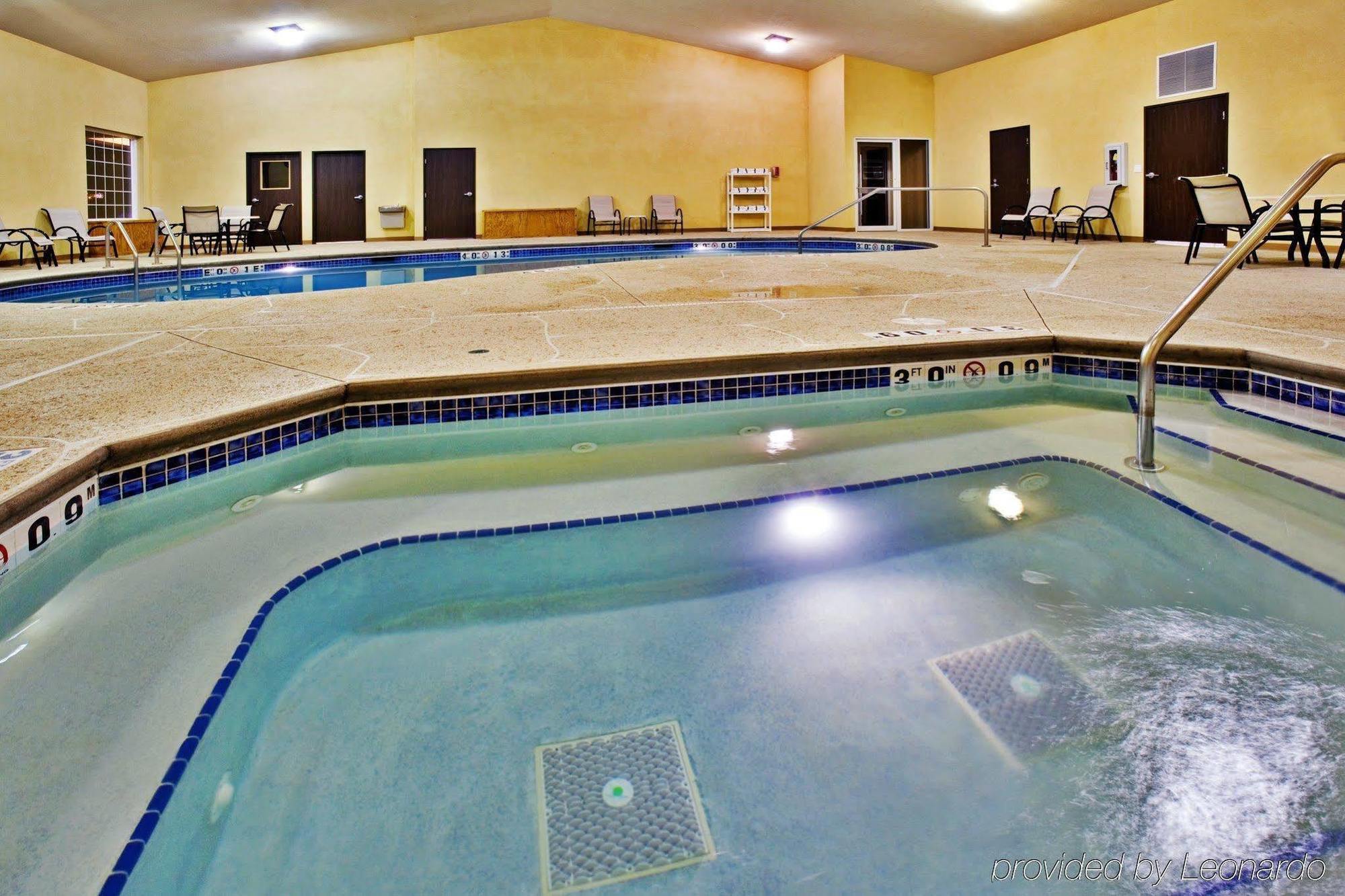 Holiday Inn Express Le Claire Riverfront-Davenport By Ihg Esterno foto
