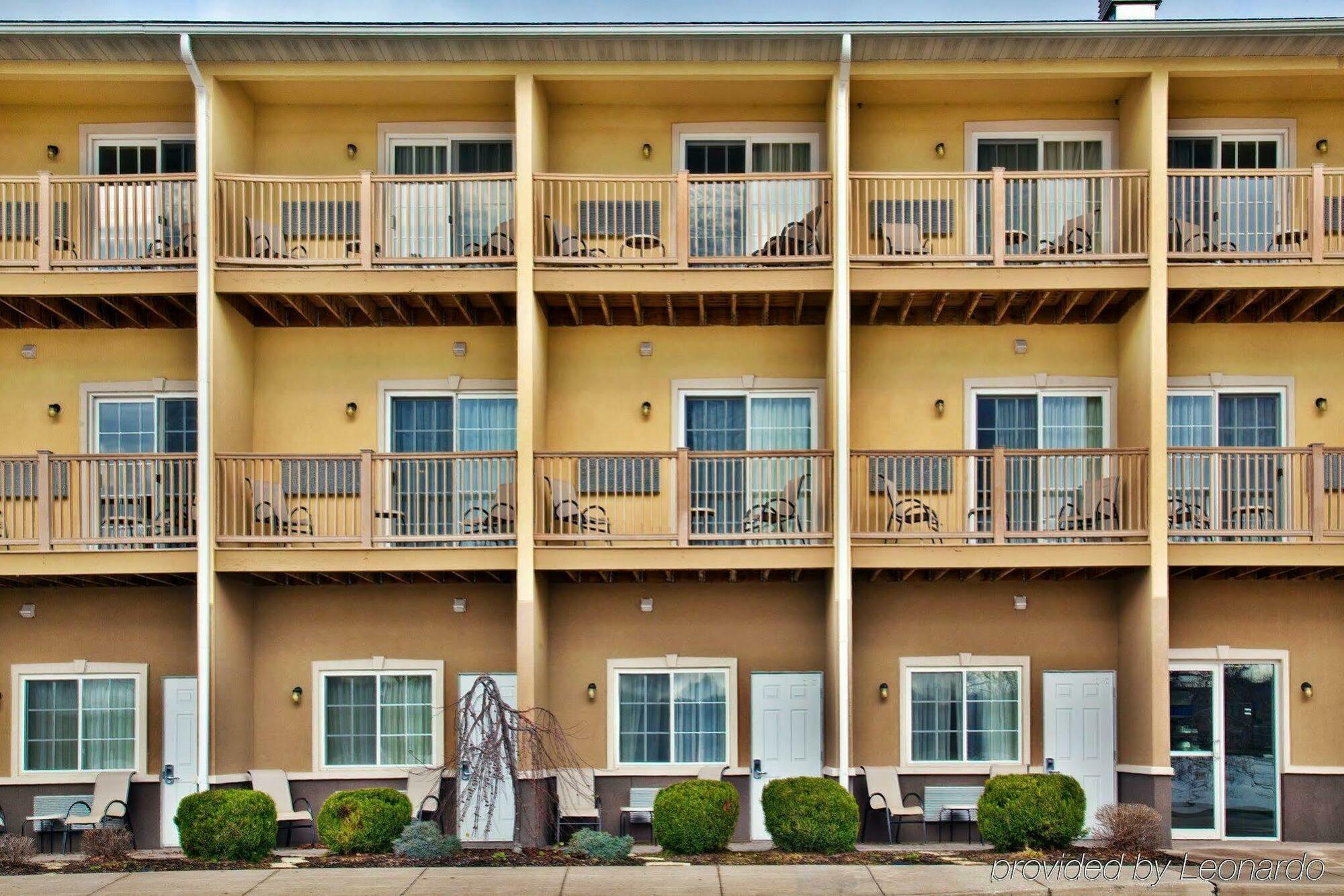 Holiday Inn Express Le Claire Riverfront-Davenport By Ihg Esterno foto